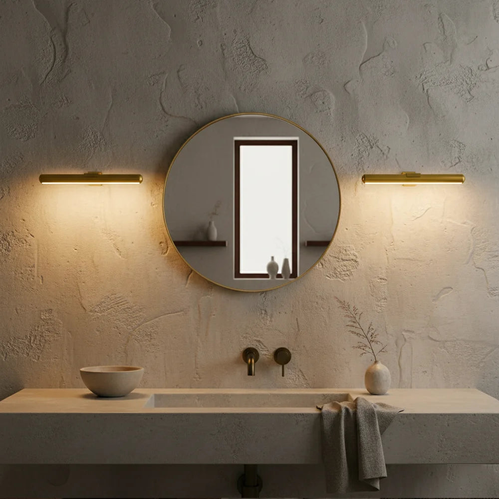 Rechargeable picture light installation example
